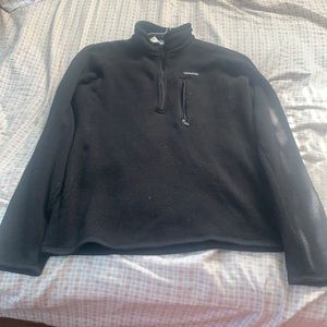 Black Patagonia Pullover